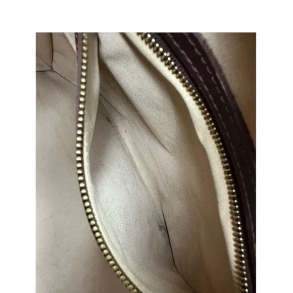 Louis Vuitton with matching Wallet - Picture 10 of 12